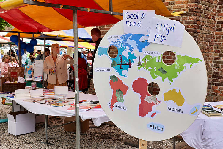 Rommelmarkt 2022 Waarder_140